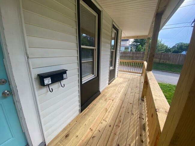 Photo - 1801 Carlisle Ave Unidad 2