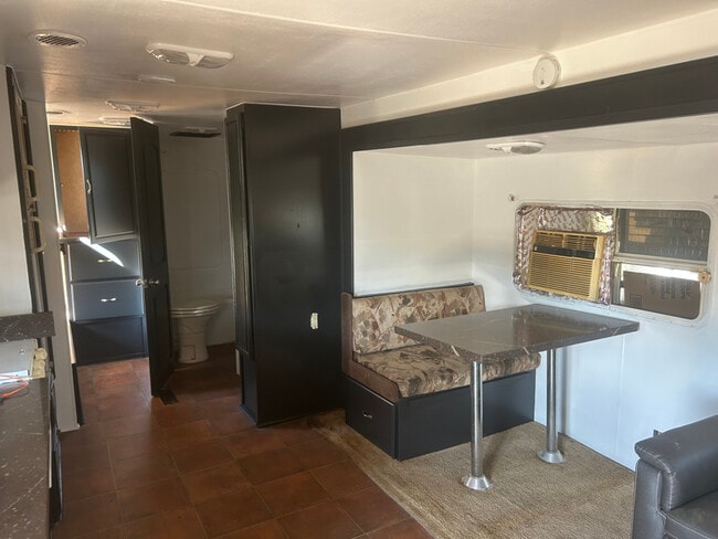 Photo - 15533 El Cajon St