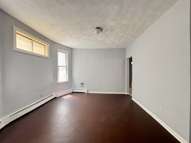 Photo - 97 Wilkinson Ave Unit 2