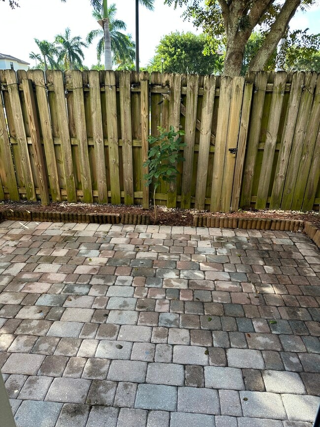 Photo - 9041 SW 227th St