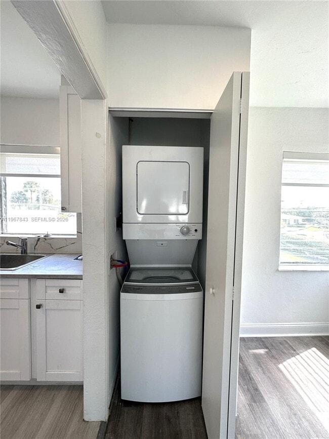 Photo - 1910 Biarritz Dr Unidad 4