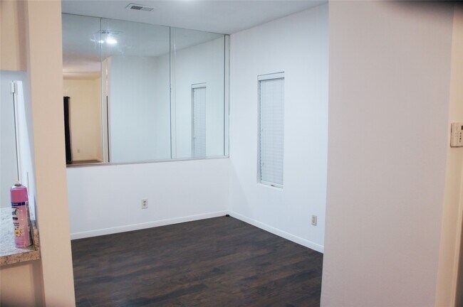 Photo - 2023 Gentryside Dr Unit 109