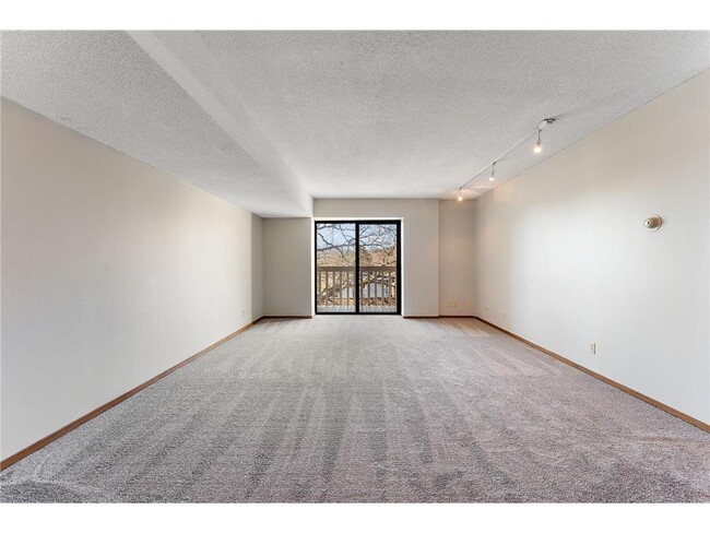 Photo - 311 Pleasant Ave Unidad 502