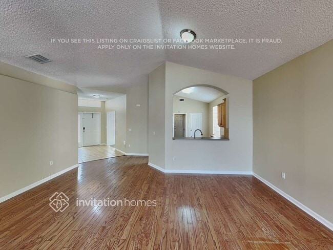 Photo - 6119 Oak Bluff Way