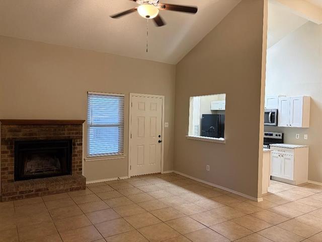 Photo - 610 Canterbury St