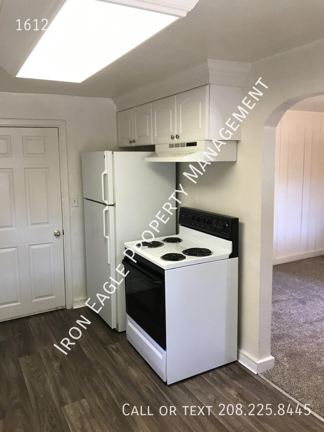 Photo - 1612 N 30th St N