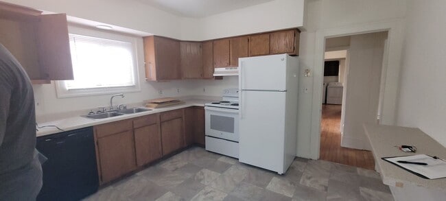 Photo - Atwood Unit 1972 Atwood Upper