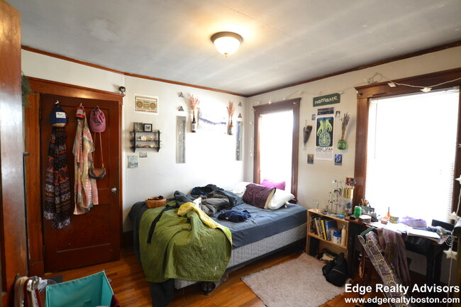 Photo - 20 Lyne Rd Apartment Unit 1