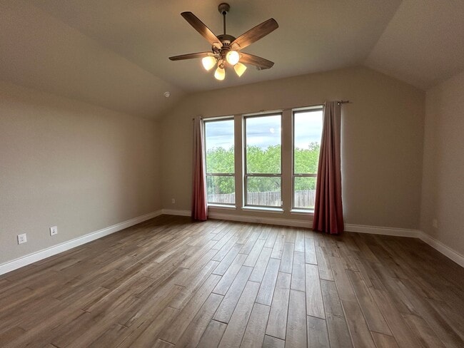 Photo - 14081 May Mist