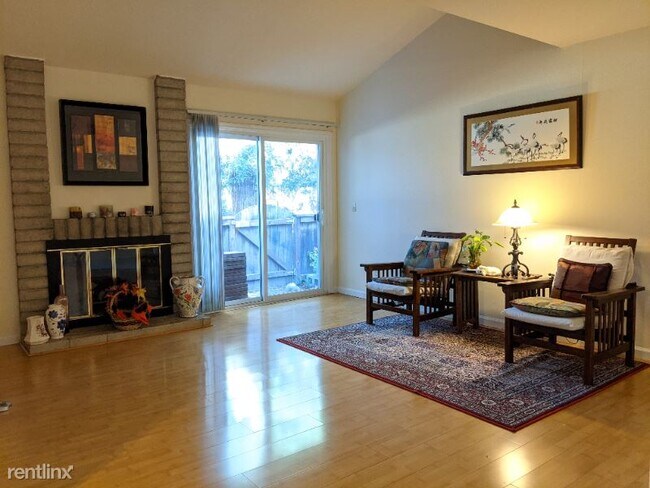 Photo - 3 br, 2 bath House - 2037 Picasso Ave