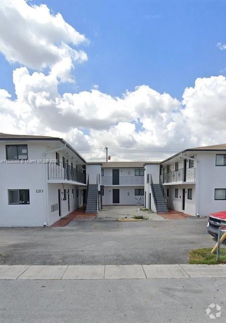 Building Photo - 120 W 10th St Unit 15 Rental