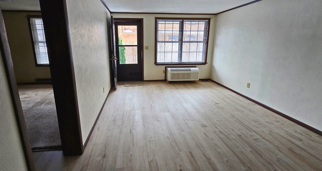 Photo - 27035 Oakmead Dr Unit 1