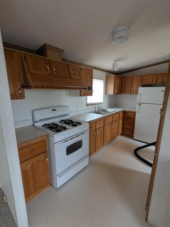 Photo - 611 W Matthews St