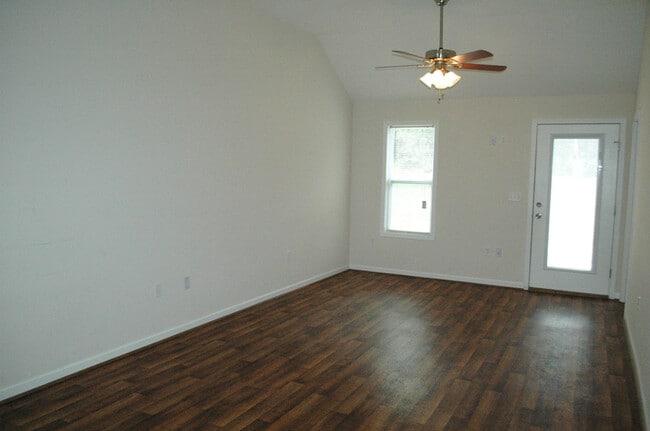 Photo - 340 State Rd S-38-239