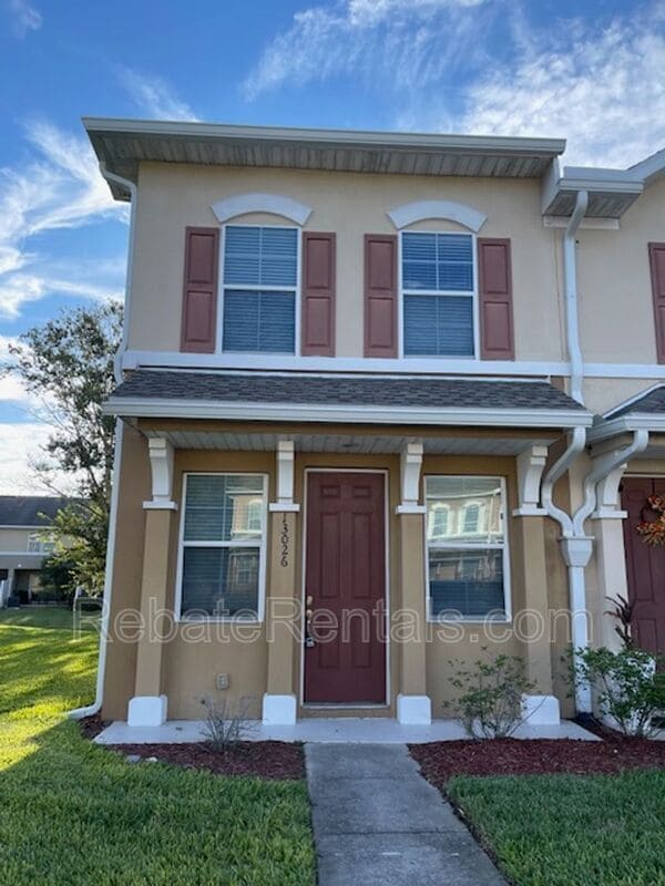 Building Photo - 13026 Sunset Lake Dr Rental