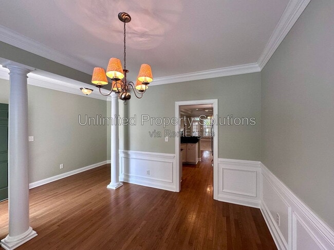 Photo - 5009 Whitner Dr