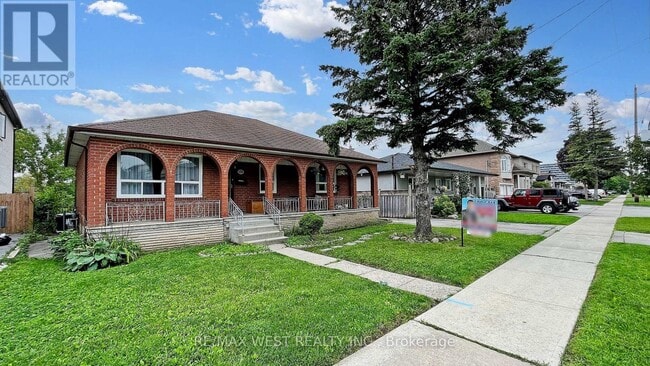 Photo - 139 Ranee Ave