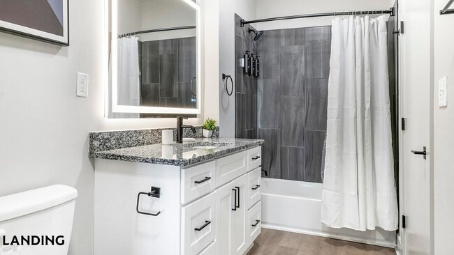 49 Boulevard SE Unit C-335