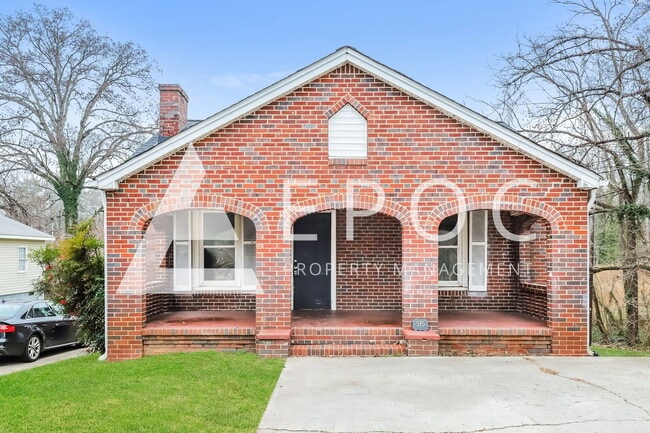 Building Photo - 515 Mentor St