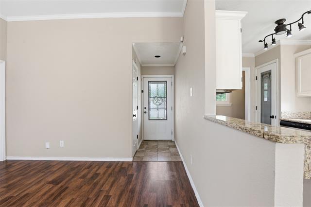 Photo - 108 George St