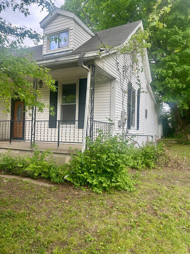Photo - 8824 Huiskamp Ave