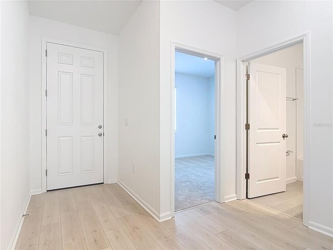 Photo - 2950 SUPERMARINE Rd