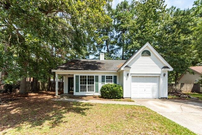 Building Photo - 8408 Battle Forest Dr