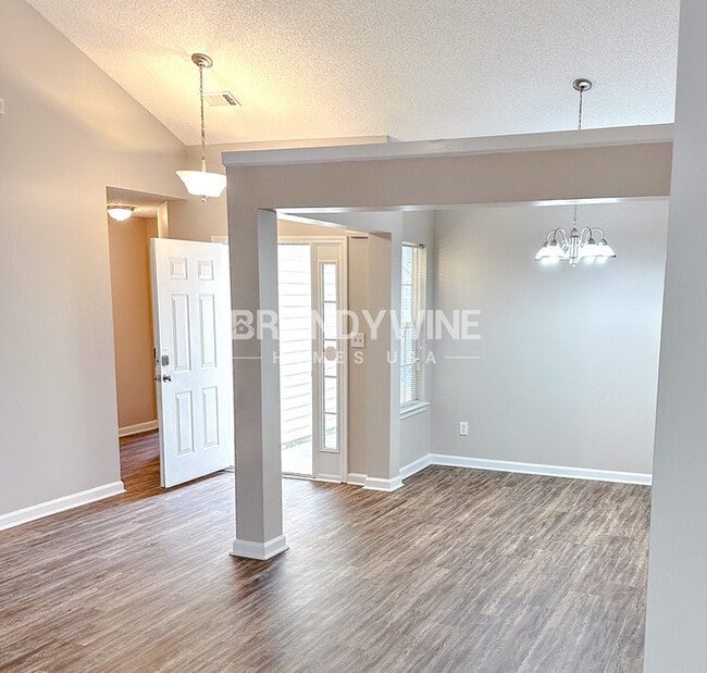 Photo - 6024 Preserve Pass