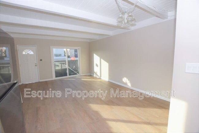 Photo - 5510 Driftwood St Unit #5