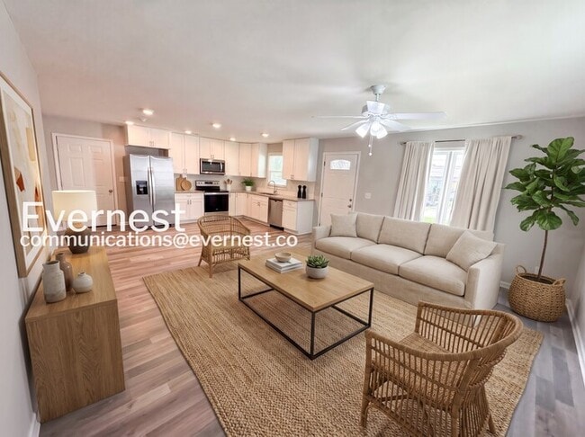 Photo - 3 Bed, 2 Bath Home with Carport / Available Now!
