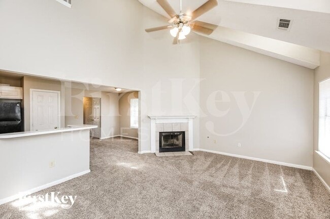 Photo - 7842 Shadowland Cove