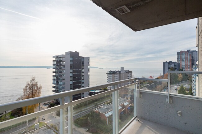 Photo - Hollyburn Plaza Unit 01503