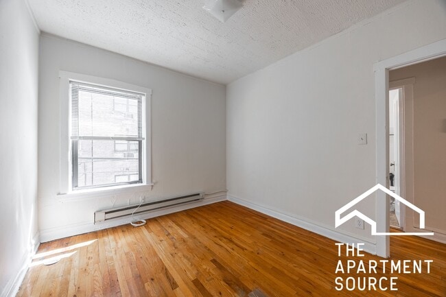 Photo - 624 W Cornelia Ave Unit N2