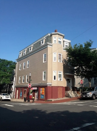 Photo - 75 Putnam St Unit 1