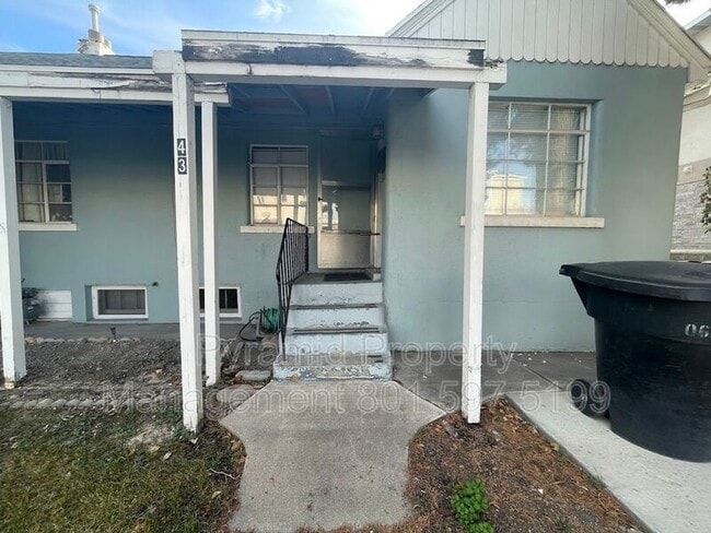 Building Photo - 39-43 W 880 N