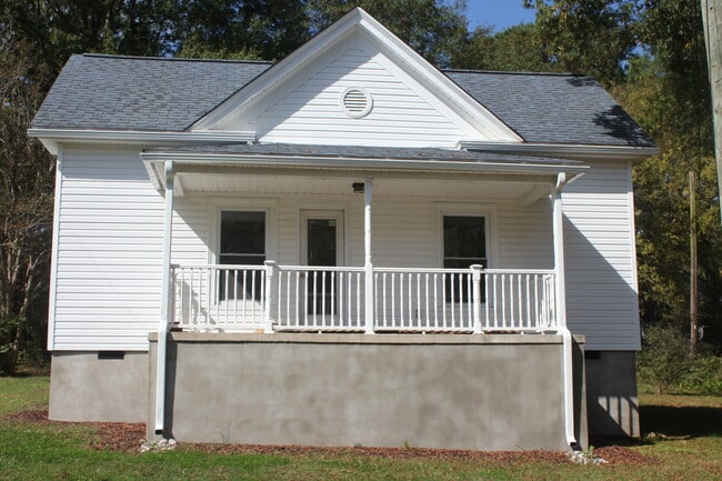 Porch off of Master Bedroom - 805 Mill St Casa