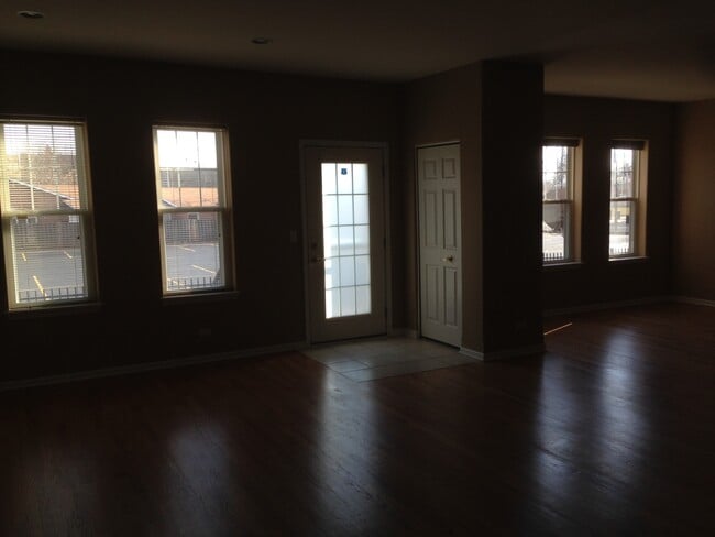 Photo - 8217 Lincoln Ave