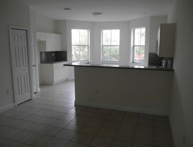 Photo - 2906 Shoma Dr