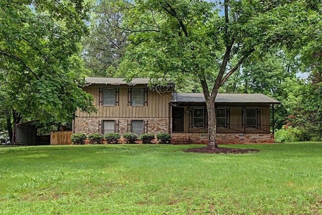 Photo - 2985 Fredrick Dr