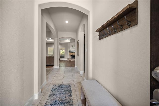 Photo - 909 Thistle Hl Trl