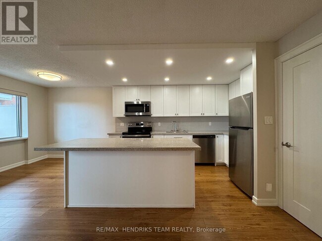 Photo - 610 Lake St Unité 507