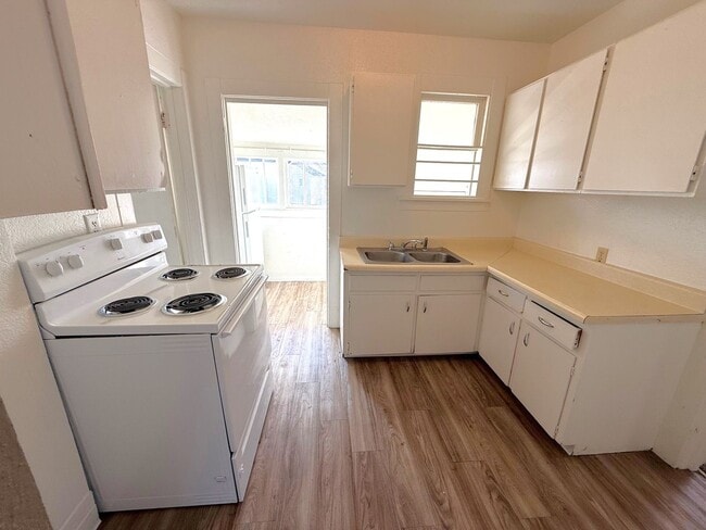 Photo - Adorable 1 Bedroom