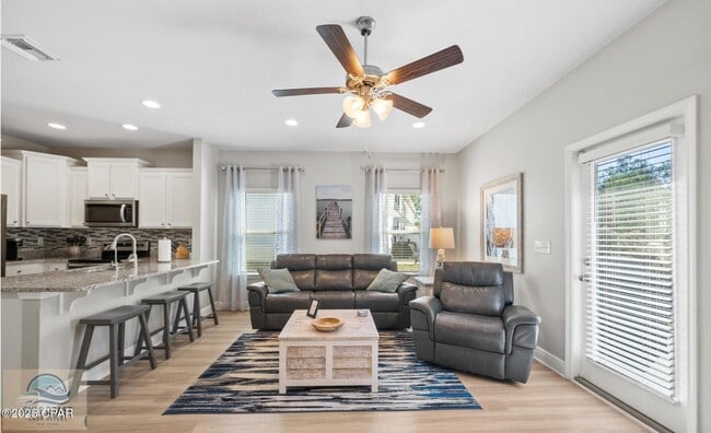Photo - 7662 Shadow Lake Dr