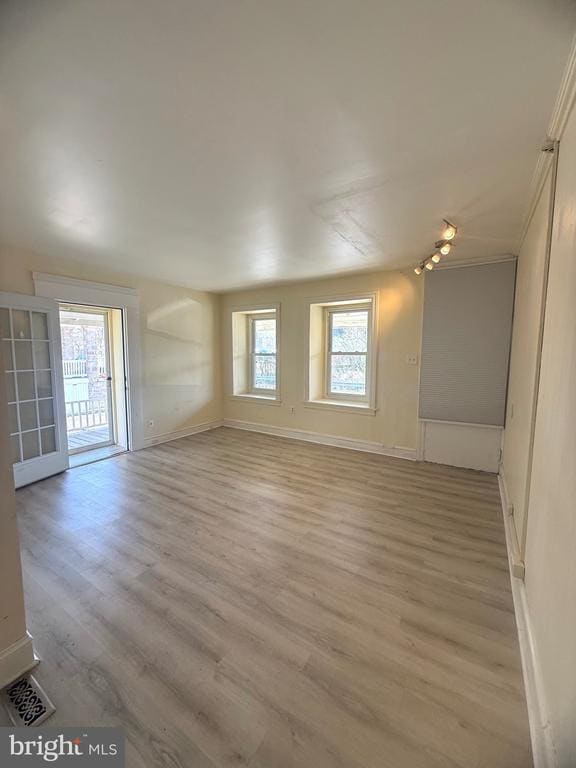 Photo - 403 S Main St