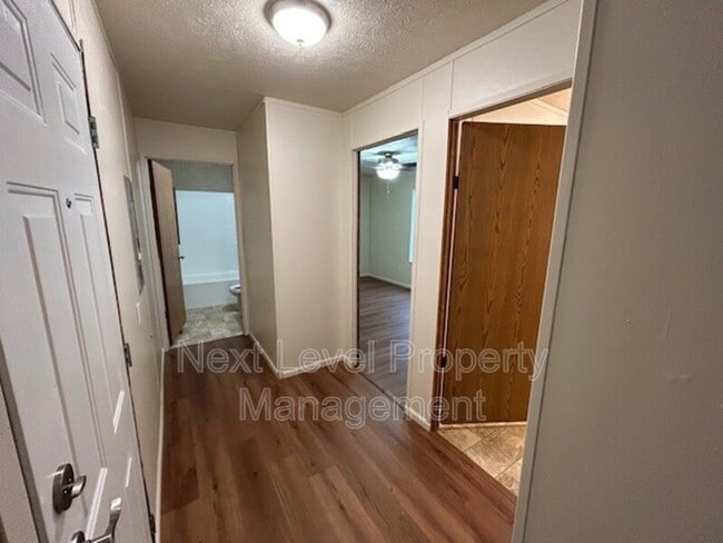 Photo - 2115 2nd Ave E