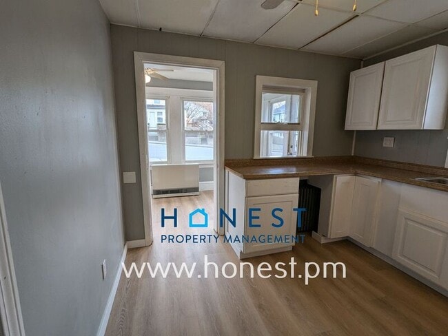 Photo - 36 Monroe St Unit 1