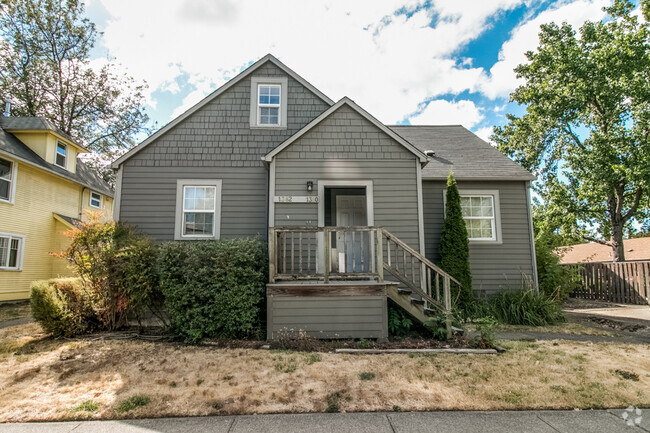 Building Photo - Large Studio Apartment in downtown Eugene-...