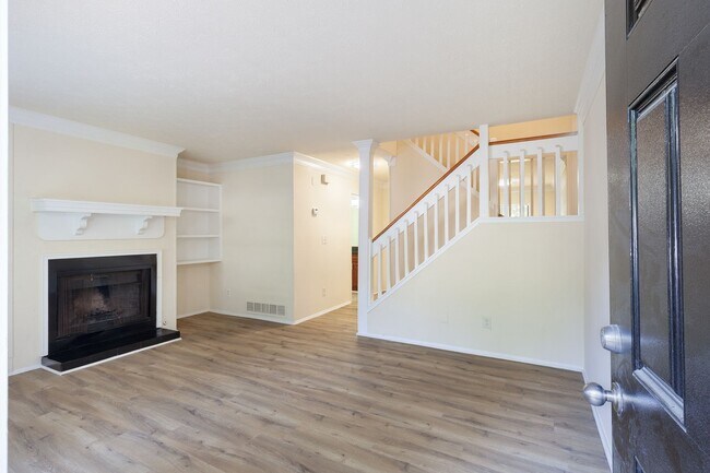 3109 Destin Cir