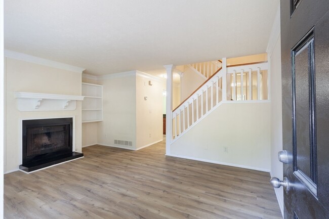 Photo - 3bd/2.5ba Split Level Condo in Quiet Neighborhood!
