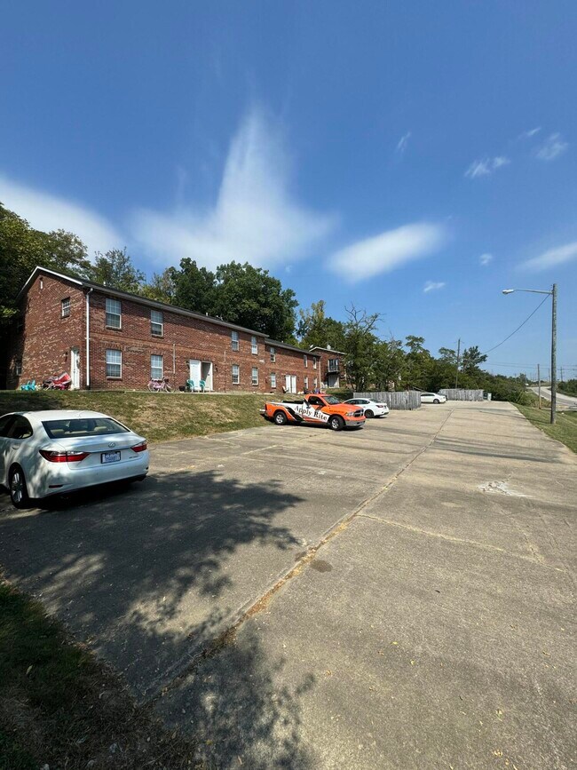 Photo - 9646 Alexandria Pike Unit #6